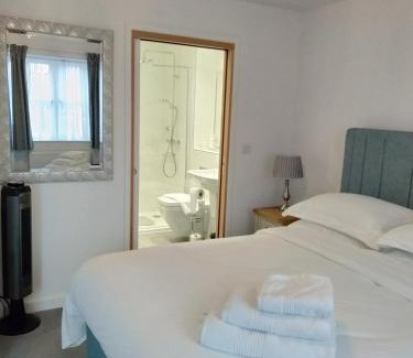 Salisbury Bed & Breakfast | Prestbury Bed & Breakfast