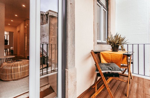 Linda-a-Velha Apartment | Prestige Apartment By Gt House