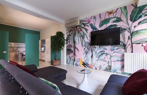 Magenta Apartment | PRESTIGE BOUTIQUE HOMES - Garden & Pool