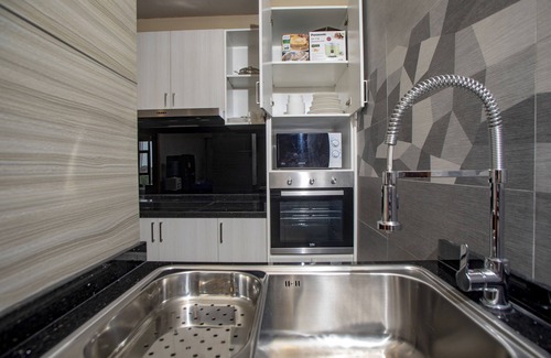 Bahan Hotel | Prestige Residences at Golden Valley