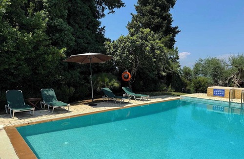 Achilleio Villa | Prestige Villas | 5 Mins walk to Tavernas, Lawned Gardens