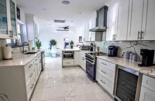 Harbor Beach House | Prestigious & Tranquil Beach house