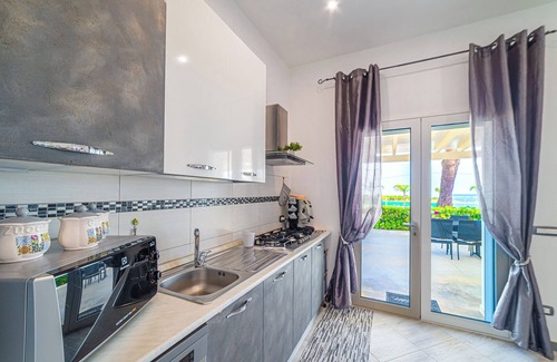 Menfi Villa | Prestigious villa w/pool, 6 km from blue flag beach, Mediterranean style