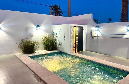 Djerba Midun House | Pretty 3-bedroom villa with Jacuzzi 5 minutes from Midoun town center