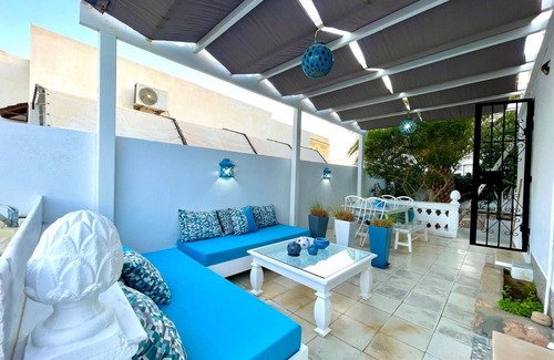 Djerba Midun House | Pretty 3-bedroom villa with Jacuzzi 5 minutes from Midoun town center