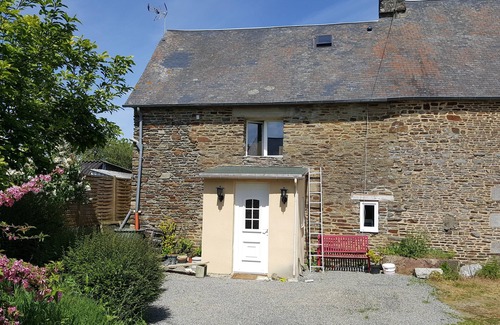 Aucey-la-Plaine House | Pretty guest house in Normandy near Mont Saint Michel