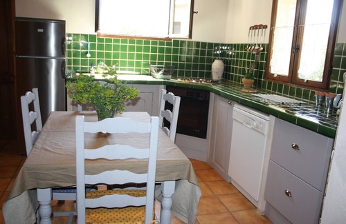 Mollans-sur-Ouveze Villa | Pretty Provencal villa at the foot of Mont Ventoux with heated pool