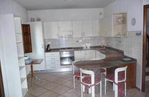 Castelvecchio House | Pretty village house near Lucca with beautiful pool access in olive