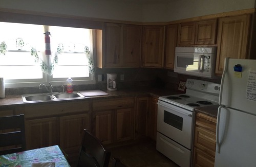 Knoxville Other | Price Farm Getaway (7 miles to UT Campus) 10 mins From Football Stadium NO PETS