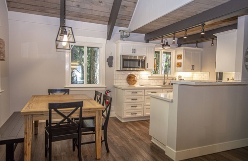 Sunnyside Cabin | Price Haus by Hauserman Rentals