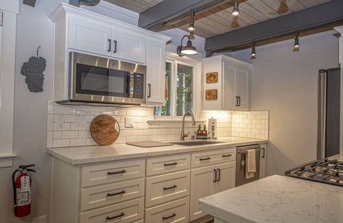 Sunnyside Cabin | Price Haus by Hauserman Rentals
