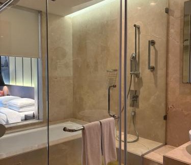 Aerocity Hotel | Pride Plaza Hotel, Aerocity New Delhi