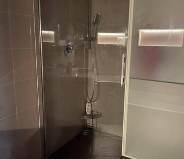 Banska Bystrica Apartment | Priestranný 3 izb. apartmán v centre s parkovaním.