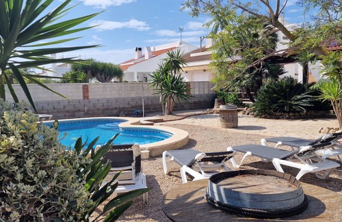 Riumar House | "Primavera"@MARISOL: 50m to the beach, private pool, A/C, WiFi, dog beach