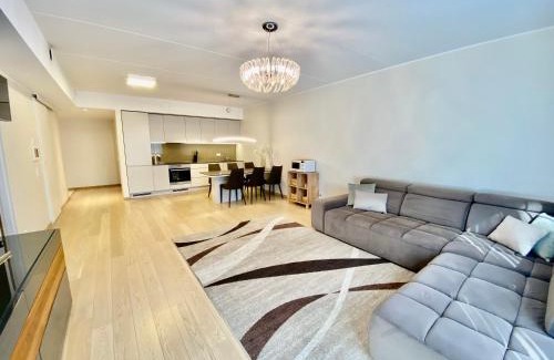 Kadriorg Apartment | Prime Haven Near Sea & Park, Free Parking, Terrace