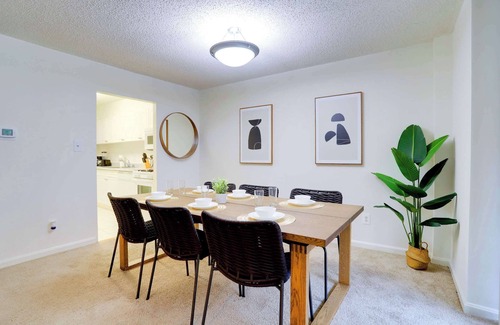 Crystal City Apartment | Prime Location Apt Near Metro & Airport!