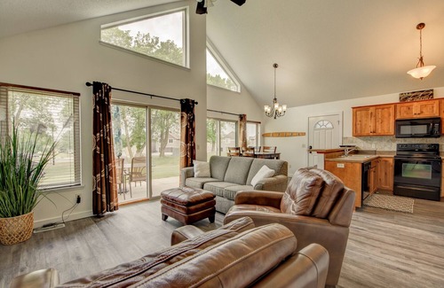 Spirit Lake House | PRIME LOCATION AT BRIDGES BAY RESORT!