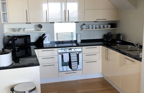 Westleigh Apartment | Prime location duplex apartment with most 2023 stays held at 2022 rates!