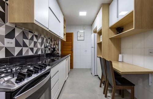 Icarai Apartment | Prime location: Icaraí waterfront