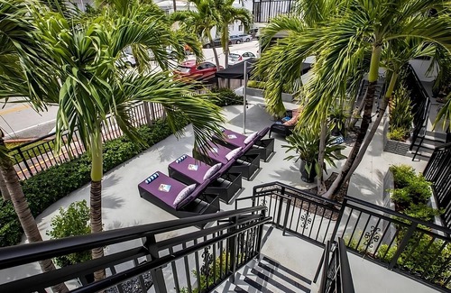 North Beach House | Prime Location! Quiet Property Near Beach, Bal Harbor Shops Mall