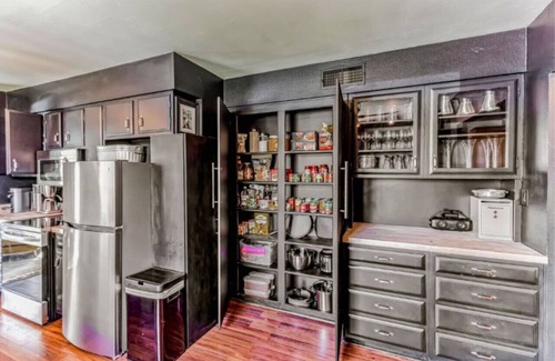 St. George House | Prime Location, Ultra-Modern, Fire Pits, Bikes, Pets