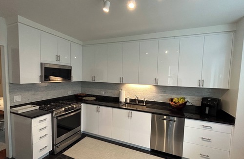 Manhattan Apartment | Prime North Battery Park - Luxury 3 bedroom summer rental - July, Aug
