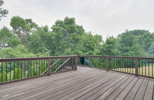 Orange Prairie House | Prime Peoria Retreat w/Deck & Fireplace!