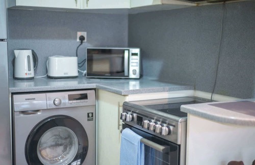 Barsha Heights Apartment | Prime Studio Stay in Barsha Heights!