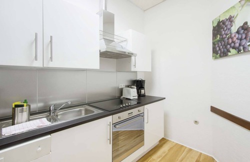 Wedding Apartment | primeflats - Apartment Genter 1 Berlin-Wedding