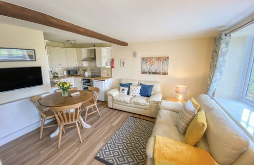 Burythorpe Cottage | PRIMROSE COTTAGE, family friendly, country holiday cottage in Malton