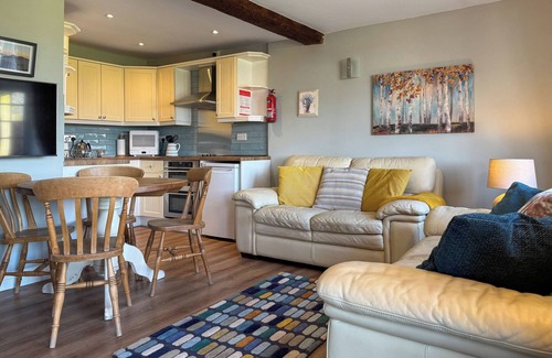Malton Cottage | Primrose Cottage - UK49219