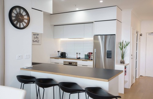 Auckland Central Business District Apartment | Princes Wharf - Couple luxury