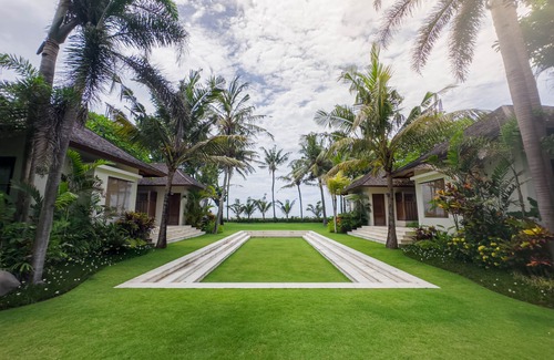 Banjarangkan Villa | Princessa Villa