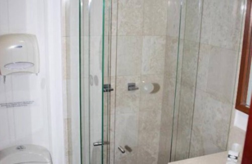 Barrios Unidos Apartment | Prisma Suites Chico 94 - Four-Bedroom Apartment