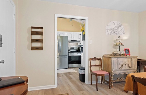Bedford House | Pristine 3 bedroom/2 bath home close to the Blue Ridge Parkway!