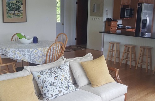 Stoddard House | Pristine Lakefront Cottage on Highland Lake in Stoddard, NH