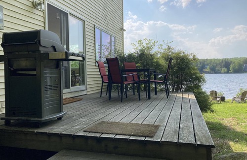 Stoddard House | Pristine Lakefront Cottage on Highland Lake in Stoddard, NH