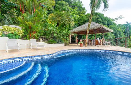 Matapalo House | Privacy-waterfall-pool-sleeps 8-near Beach