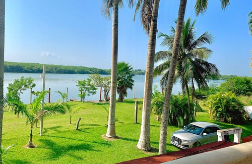 Tecolutla Apartment | Private studio 5 minutes from the beach by car, facing the river, pet friendly