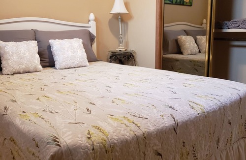 Chestermere Resort | PRIVATE 1 B/R Suite in Upscale formerShowhome . 4 MIN walk to Lakeside beach Pk