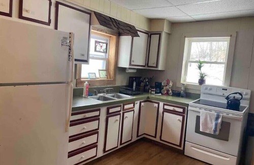 Plainwell Apartment | Private 1 bedroom apartment with private deck and sauna close to ski resorts