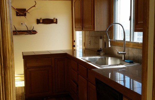 Silver Star Cabin | PRIVATE 170 Acre Ranch w/2BR/2BA cabin