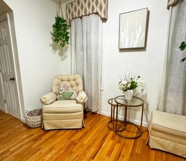 Elizabeth Apartment | Private 1st floor Apartment - Only 5 min Away from Newark Airport and 30 min to NYC