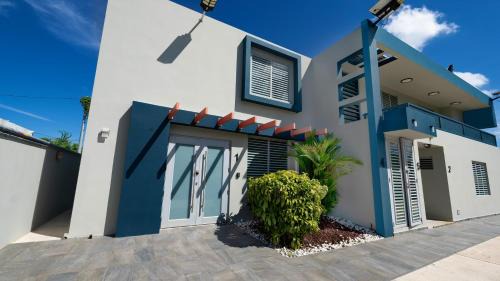 Dorado Pueblo Villa | Private 7 Villa Complex with 16 BR Pool & Jacuzzi