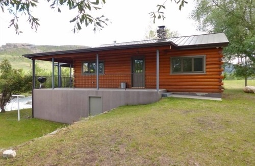Nye Cabin | Private Access to Stillwater River! Quiet, Pristine Cabin with Stunning Views!