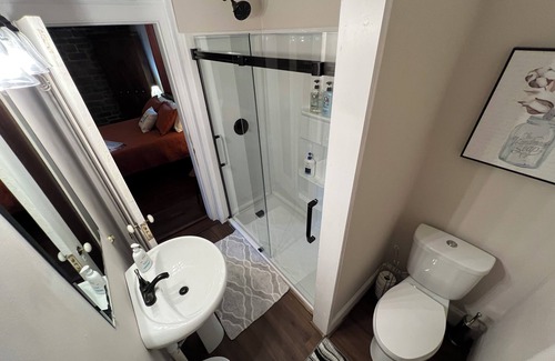 Meadville Bed & Breakfast | Private Allegheny Room with a private bathroom & entrance in a historical home.