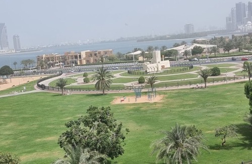 Al Majaz Apartment | Private and amazing Balcony view in the heart of Sharjah