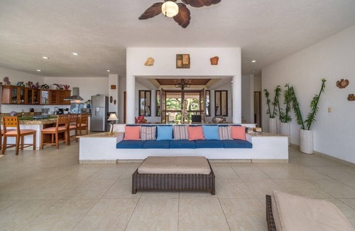 Tulsayab Villa | Private and luxurious beachfront villa in Tankah, private pool and more!