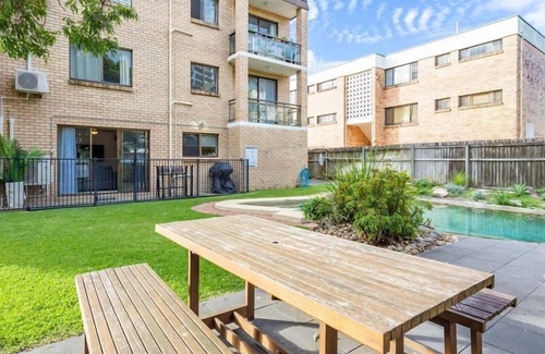Maroochydore Apartment | Private and tranquil in the heart of Cotton Tree