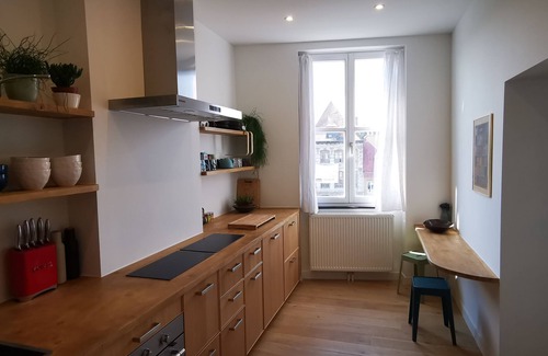Tournai Apartment | Private apartment along the Scheldt + Private parking
